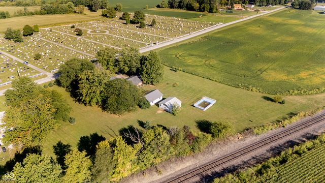 14658 N 100 E, Summitville, IN 46070