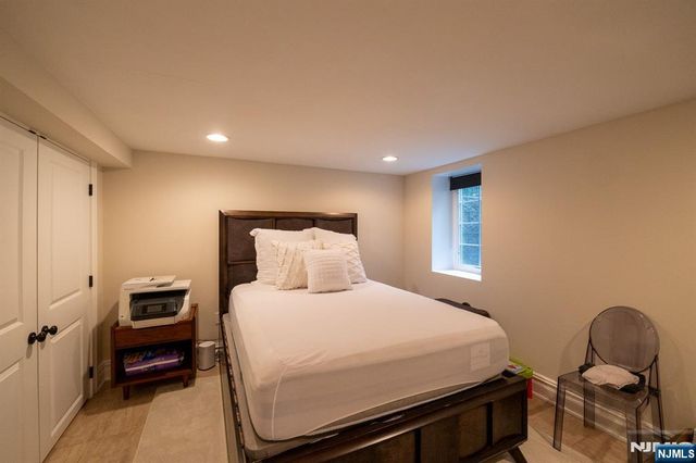 15 Woodland Road, Cresskill, NJ 07626
