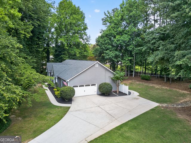 1405 Lake Dow Road, Mcdonough, GA 30252