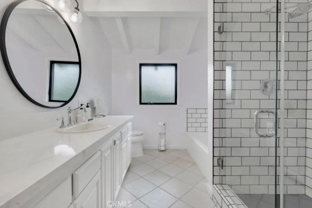 6013 Lubao Avenue, Woodland Hills, CA 91367