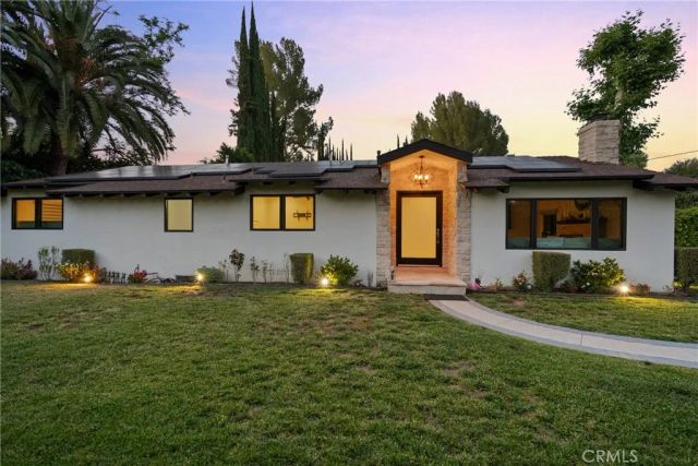 6013 Lubao Avenue, Woodland Hills, CA 91367