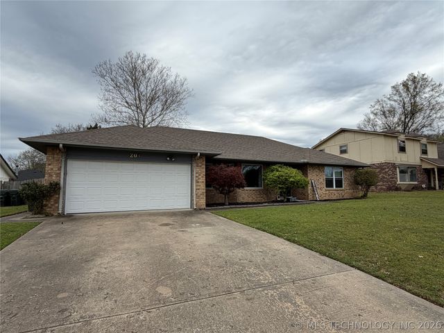 201 Foltz Lane, Muskogee, OK 74403