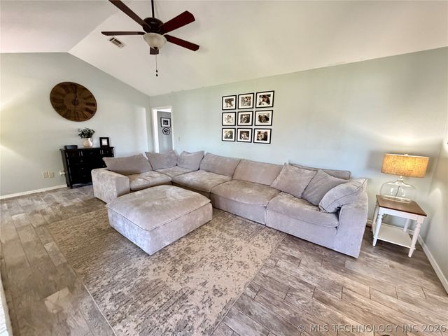 201 Foltz Lane, Muskogee, OK 74403