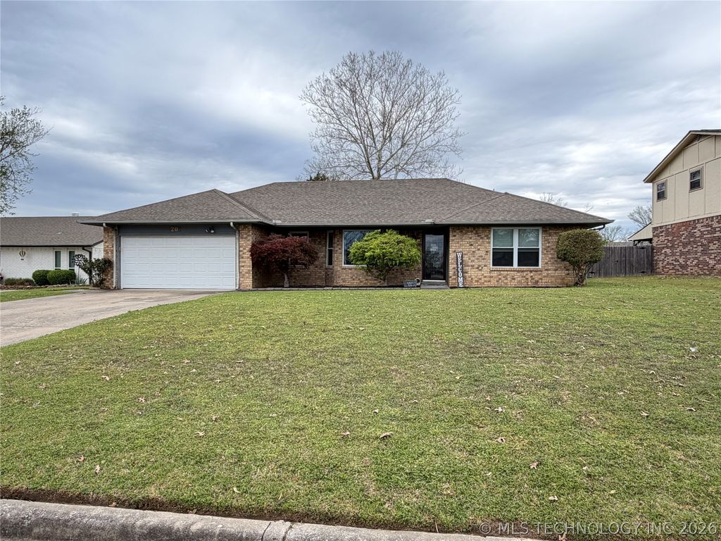 201 Foltz Lane, Muskogee, OK 74403