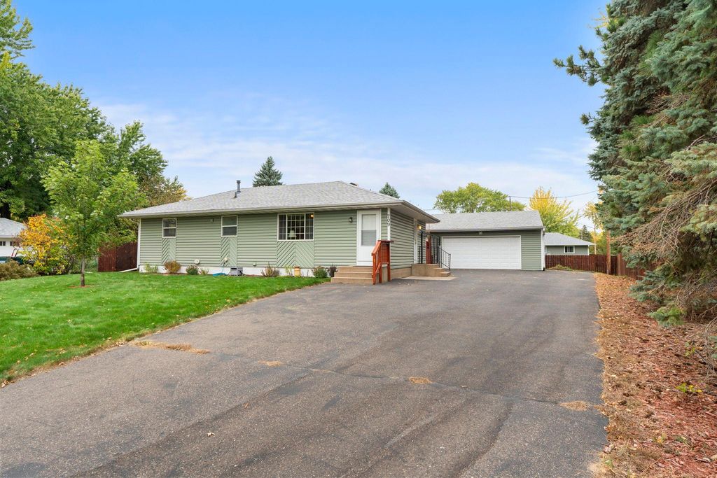 709 120th Avenue NE, Blaine, MN 55434 — photo 3