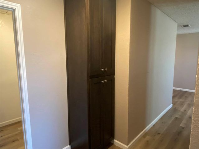 319 SE 3rd Street 104, Grand Prairie, TX 75051