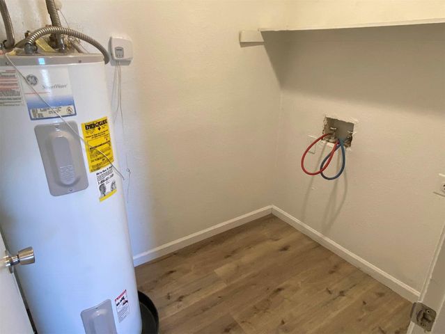 319 SE 3rd Street 104, Grand Prairie, TX 75051