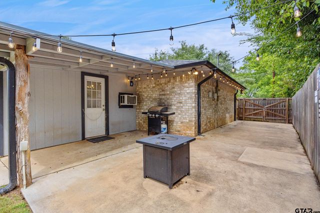 406 Water Street, Bullard, TX 75757