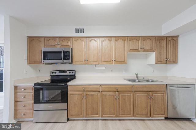 1427 CHURCH HILL PL, Reston, VA 20194