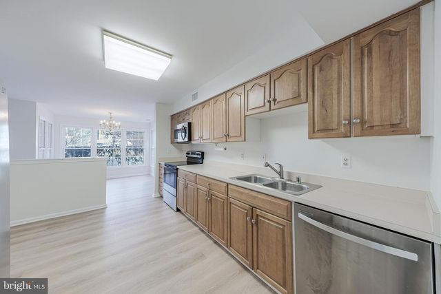 1427 CHURCH HILL PL, Reston, VA 20194