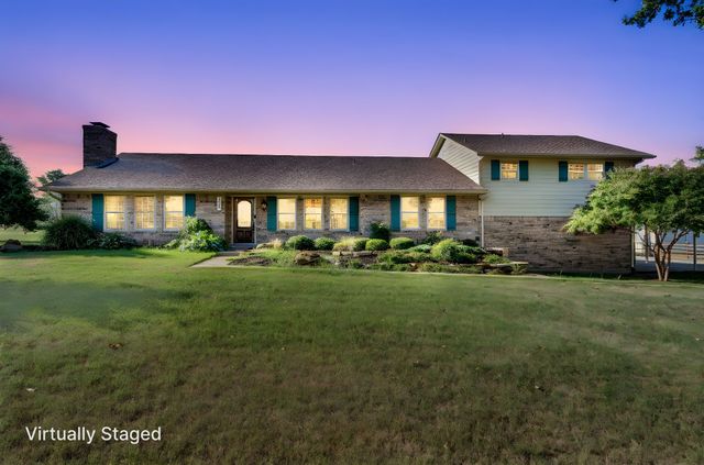 1140 Cedar Drive, Midlothian, TX 76065