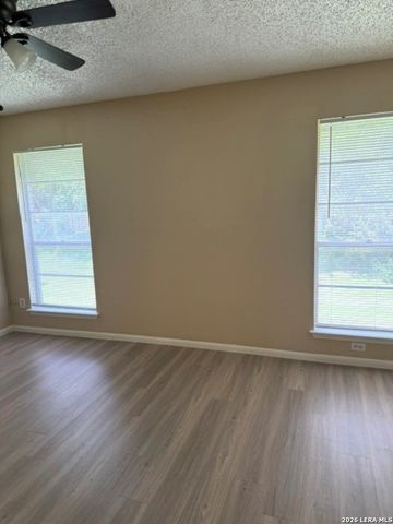 1016 Mission Dr Apt C, New Braunfels, TX 78130