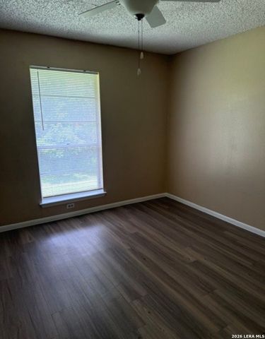 1016 Mission Dr Apt C, New Braunfels, TX 78130