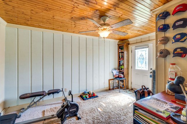 412 N 10th Street, Sanger, TX 76266