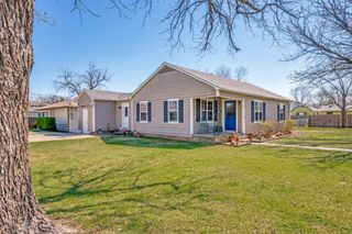 412 N 10th Street, Sanger, TX 76266