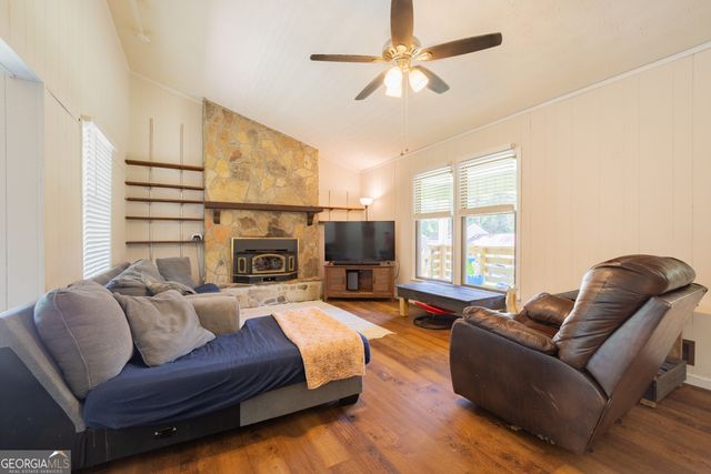 6850 Oakland Drive, Douglasville, GA 30135