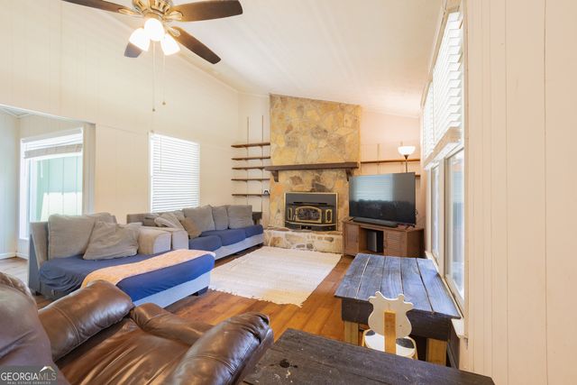 6850 Oakland Drive, Douglasville, GA 30135