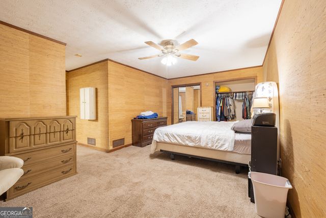 6850 Oakland Drive, Douglasville, GA 30135