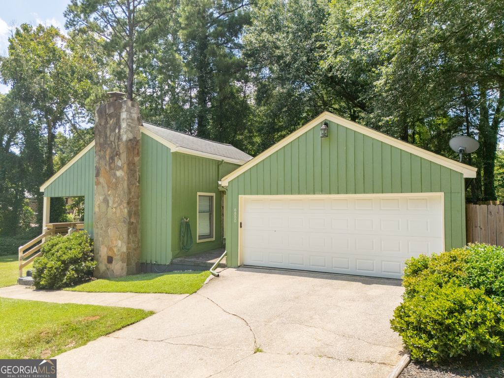 6850 Oakland Drive, Douglasville, GA 30135