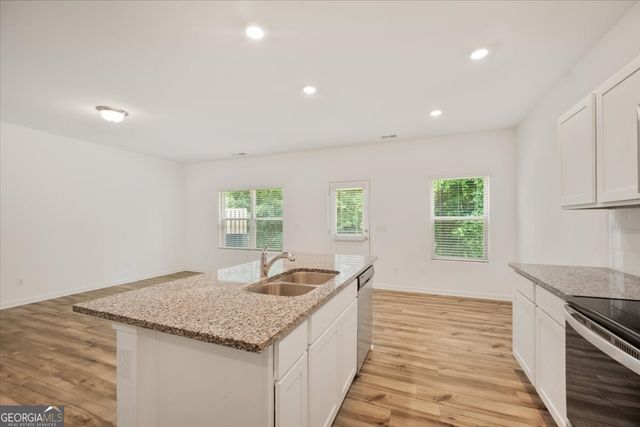 1397 Ben Park Way, Grayson, GA 30017