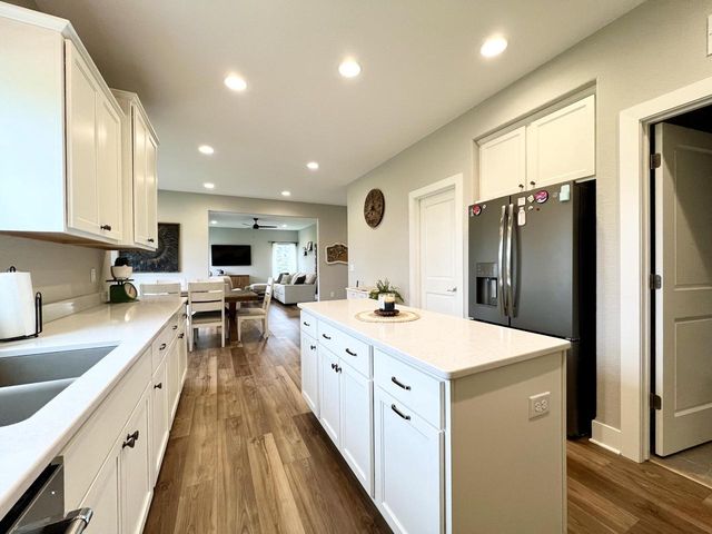 1260 Chippewa DRIVE, Hartford, WI 53027