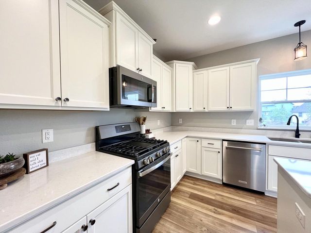 1260 Chippewa DRIVE, Hartford, WI 53027