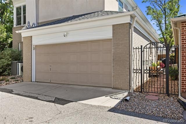 1040 E 7th Avenue, Denver, CO 80218