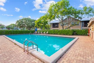 9625 Riverside Dr 4D, Coral Springs, FL 33071