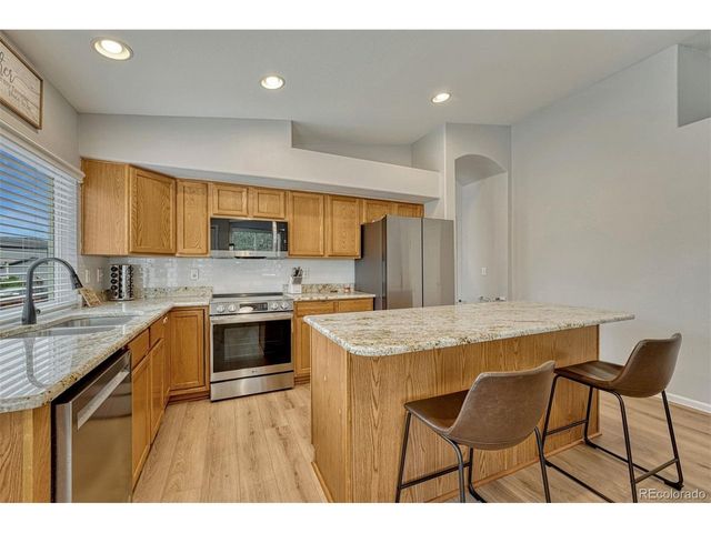 7135 Leopard Dr, Lone Tree, CO 80124