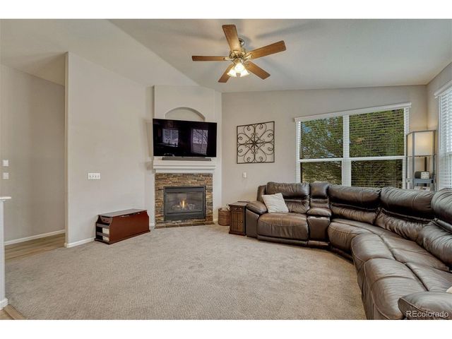 7135 Leopard Dr, Lone Tree, CO 80124