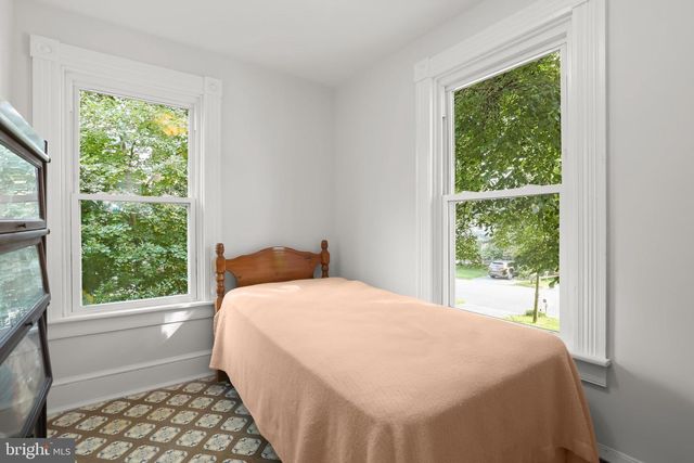 101 E CHURCH ST, Mount Airy, MD 21771