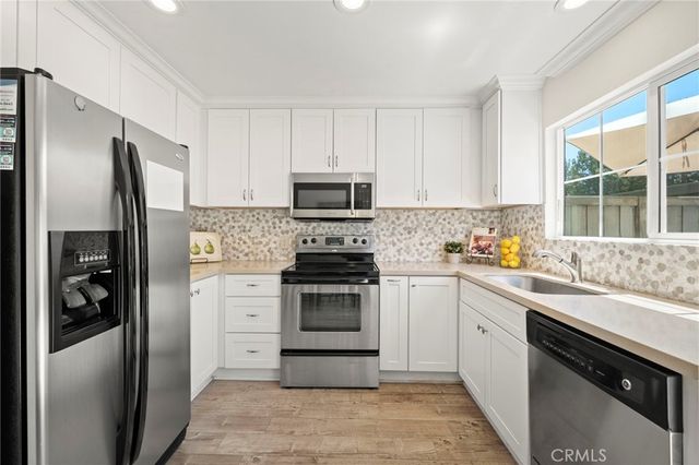63 Streamwood, Irvine, CA 92620