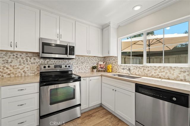 63 Streamwood, Irvine, CA 92620