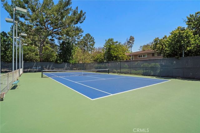 63 Streamwood, Irvine, CA 92620