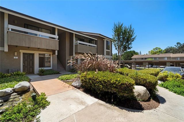 63 Streamwood, Irvine, CA 92620