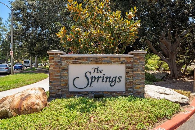 63 Streamwood, Irvine, CA 92620