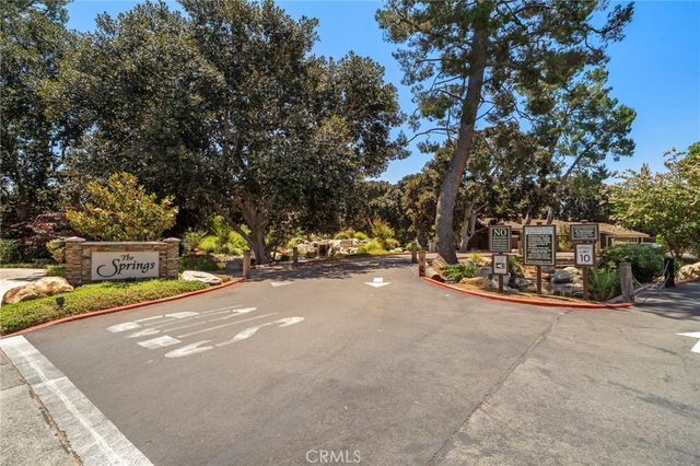 63 Streamwood, Irvine, CA 92620