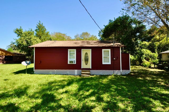 1807 Bell Street, Dayton, TX 77535