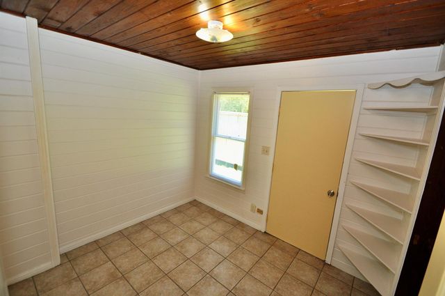 1807 Bell Street, Dayton, TX 77535