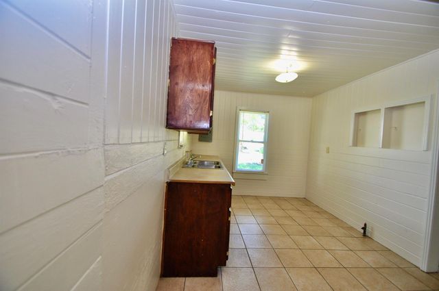 1807 Bell Street, Dayton, TX 77535