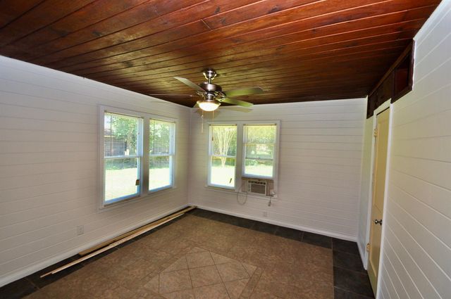 1807 Bell Street, Dayton, TX 77535