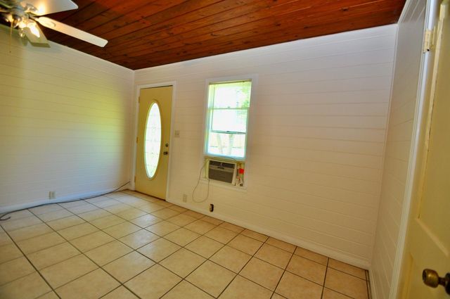 1807 Bell Street, Dayton, TX 77535