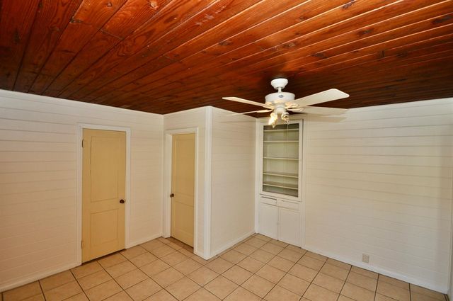 1807 Bell Street, Dayton, TX 77535