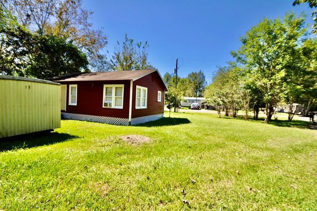 1807 Bell Street, Dayton, TX 77535