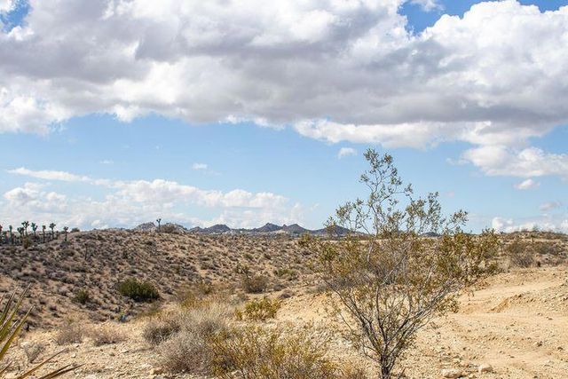 57352 Sunflower Drive, Yucca Valley, CA 92284