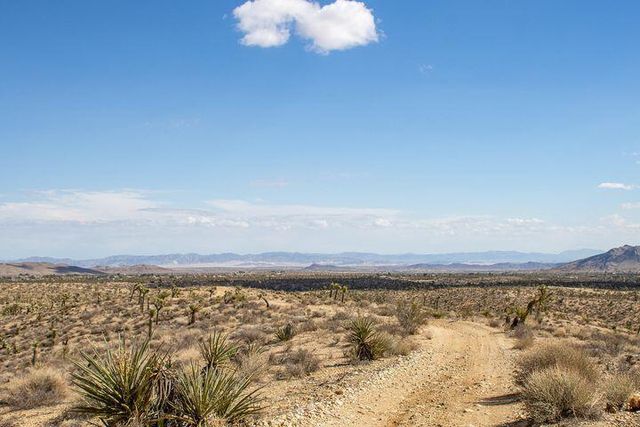 57352 Sunflower Drive, Yucca Valley, CA 92284