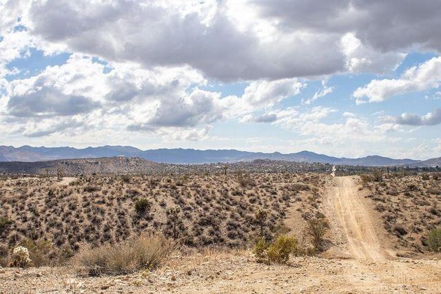 57352 Sunflower Drive, Yucca Valley, CA 92284