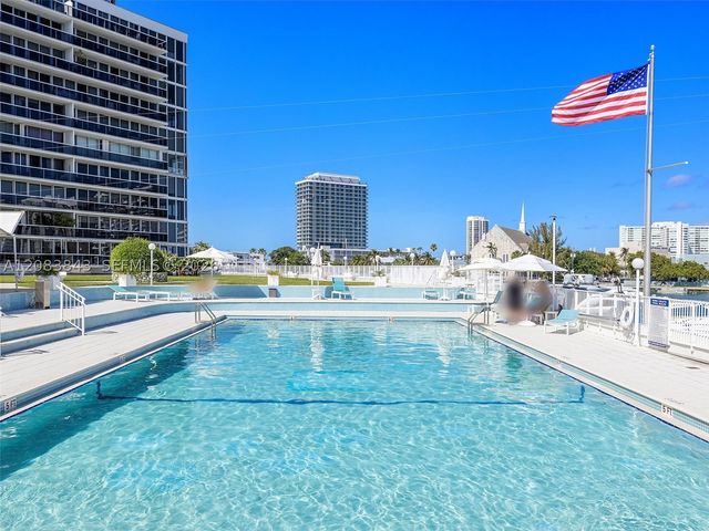 900 Bay Dr 601, Miami Beach, FL 33141