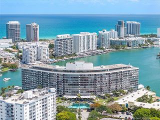 900 Bay Dr 601, Miami Beach, FL 33141