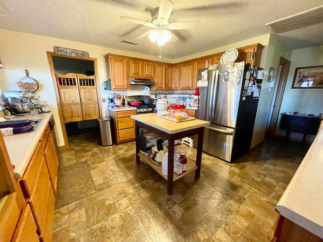 1494 9 Highway, Salem, AR 72576